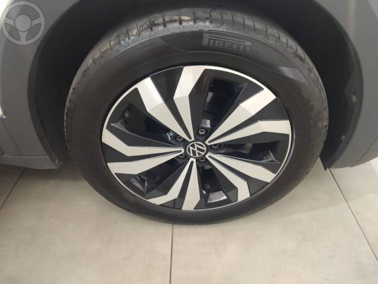 VOLKSWAGEN - T-CROSS 1.0 TSI 12V FLEX 4P AUTOMÁTICO - 2024/2025 - BRANCA - R$ 134.900,00