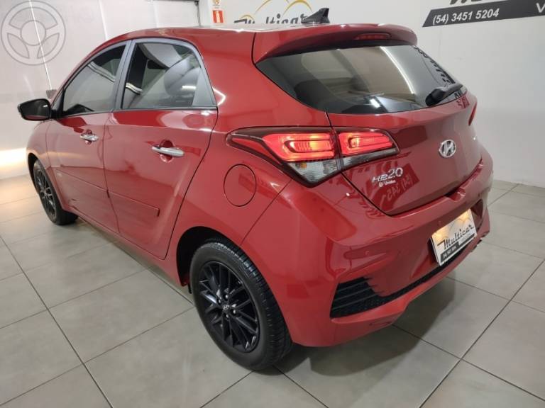 HYUNDAI - HB20 1.6 R SPEC 16V FLEX 4P AUTOMÁTICO - 2019/2019 - VERMELHA - R$ 69.900,00