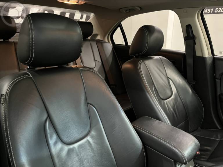 FORD - FUSION 2.5 SEL 16V 4P AUTOMÁTICO - 2011/2011 - PRETA - R$ 44.500,00