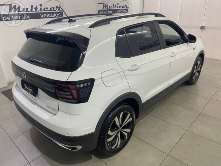 VOLKSWAGEN - T-CROSS 1.0 COMFORTLINE TSI FLEX 4P AUTOMÁTICO - 2021/2022 - BRANCA - R$ 109.900,00