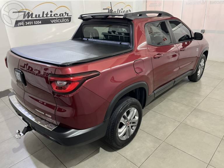 FIAT - TORO 2.0 16V TURBO DIESEL FREEDOM 4WD AT9 AUTOMÁTICO - 2020/2021 - BORDO - R$ 111.900,00