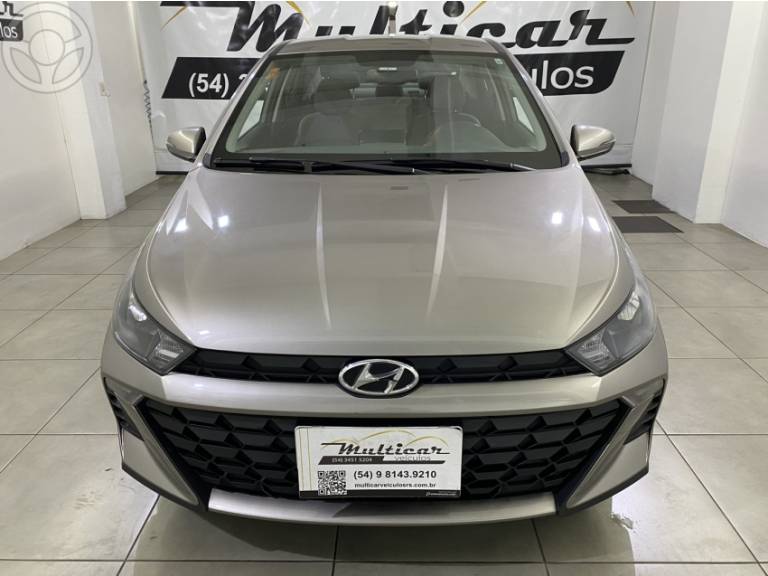 HYUNDAI - HB20S 1.0 LIMITED 12V FLEX 4P MANUAL - 2022/2023 - PRATA - R$ 78.900,00