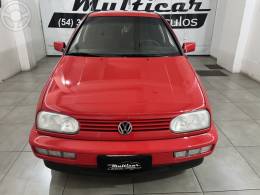 VOLKSWAGEN - GOLF 2.0 MI GLX 8V 4P MANUAL - 1996/1996 - VERMELHA - R$ 49.000,00