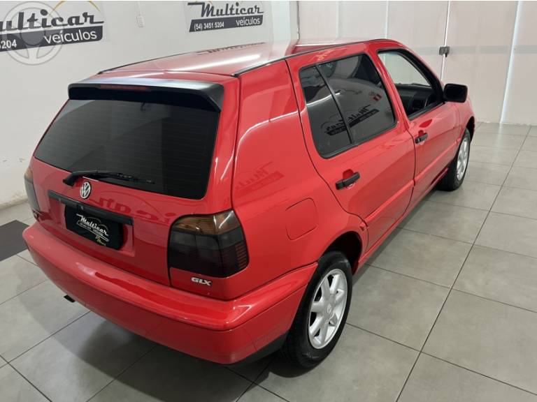 VOLKSWAGEN - GOLF 2.0 MI GLX 8V 4P MANUAL - 1996/1996 - VERMELHA - R$ 49.000,00