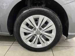 VOLKSWAGEN - VOYAGE 1.0 12V MPI TOTALFLEX TRENDLINE 4P MANUAL - 2022/2023 - CINZA - R$ 59.900,00