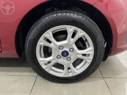 FORD - FIESTA 1.6 SEL HATCH 16V FLEX 4P AUTOMÁTICO - 2016/2017 - BORDO - R$ 54.900,00