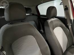 FIAT - PUNTO 1.6 ESSENCE 16V FLEX 4P MANUAL - 2014/2014 - VERMELHA - R$ 42.900,00