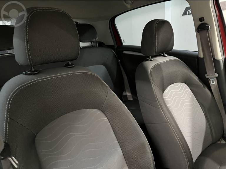 FIAT - PUNTO 1.6 ESSENCE 16V FLEX 4P MANUAL - 2014/2014 - VERMELHA - R$ 42.900,00