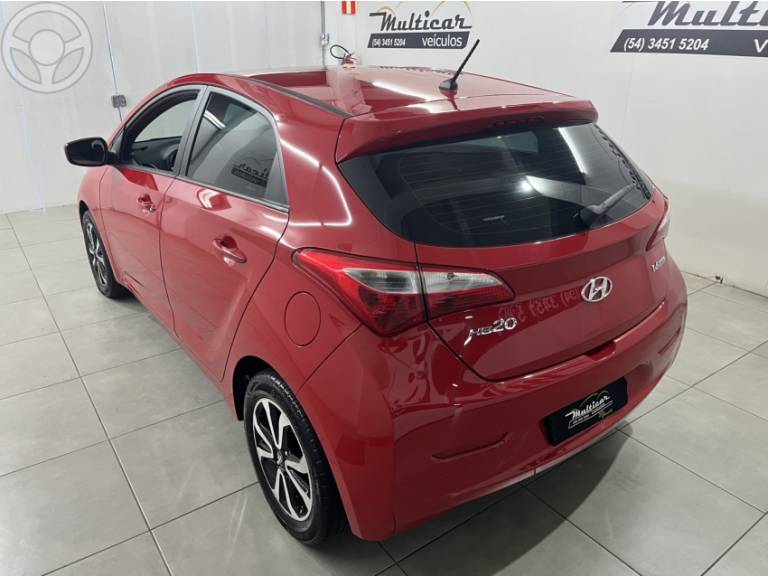 HYUNDAI - HB20 1.6 COMFORT PLUS 16V FLEX 4P MANUAL - 2013/2013 - VERMELHA - R$ 44.900,00