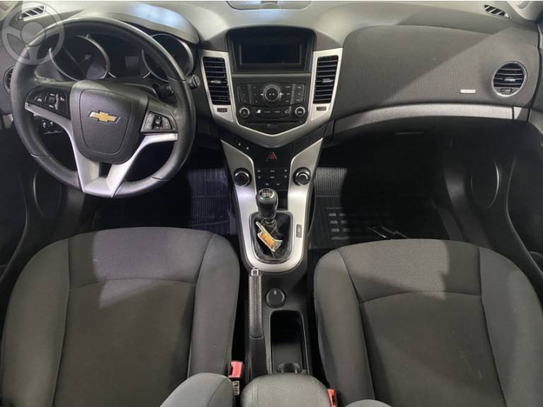 CHEVROLET - CRUZE 1.8 LT SPORT6 16V FLEX 4P MANUAL - 2014/2014 - BRANCA - R$ 59.900,00